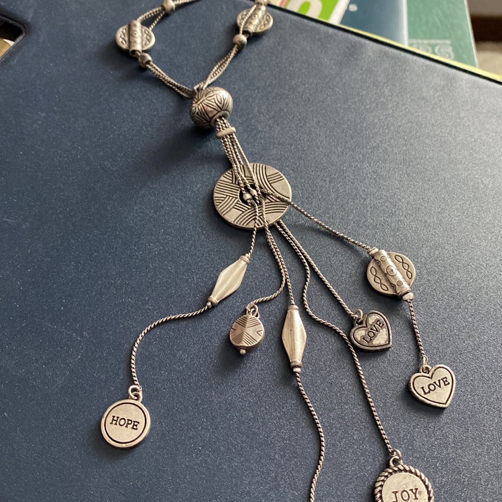 LiaSophia Menagerie 32-35” Necklace (31465) Original box Preowned Silver Matte